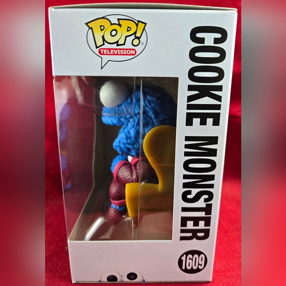Cookie Monster funko # 1609 (Nib) With Pop Protector - Picture 4 of 6
